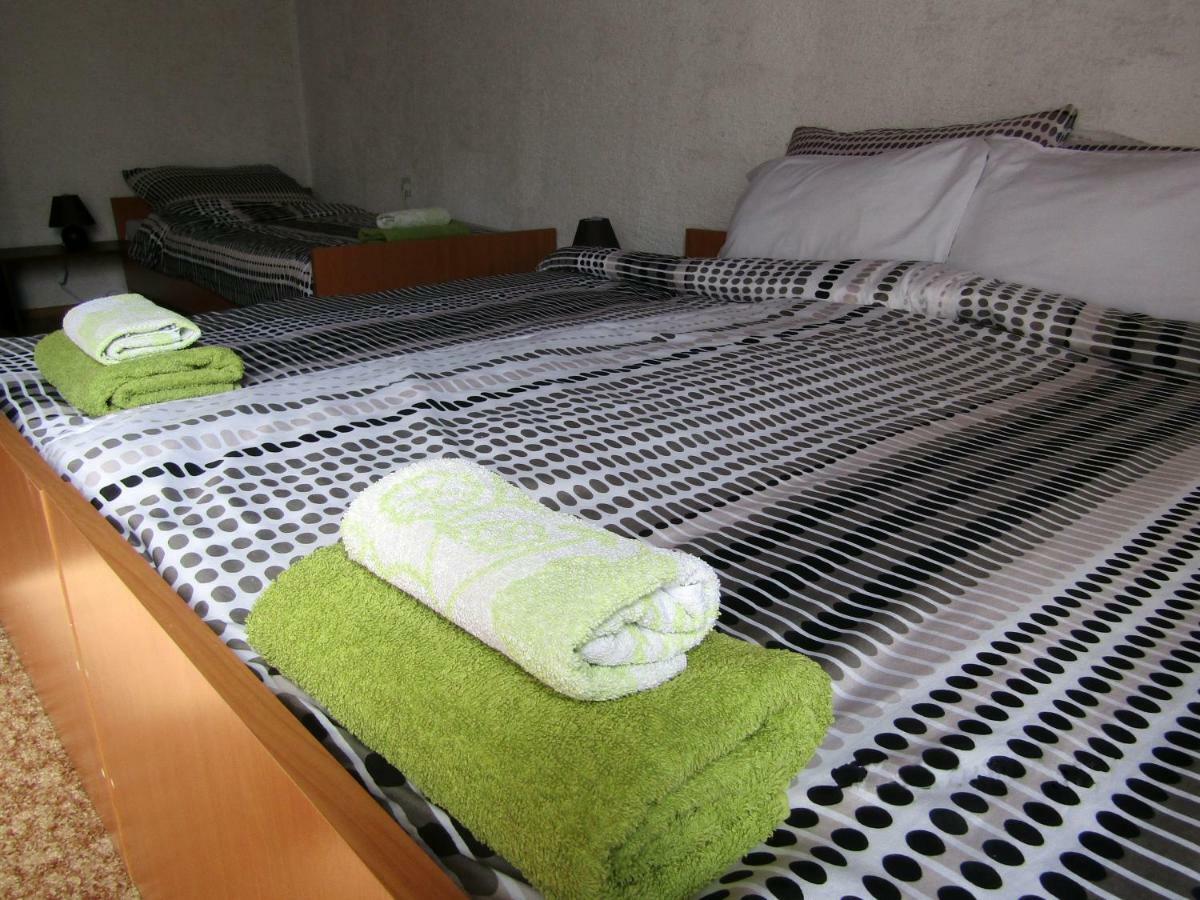 Apartmani Lovro Ogulin Eksteriør billede
