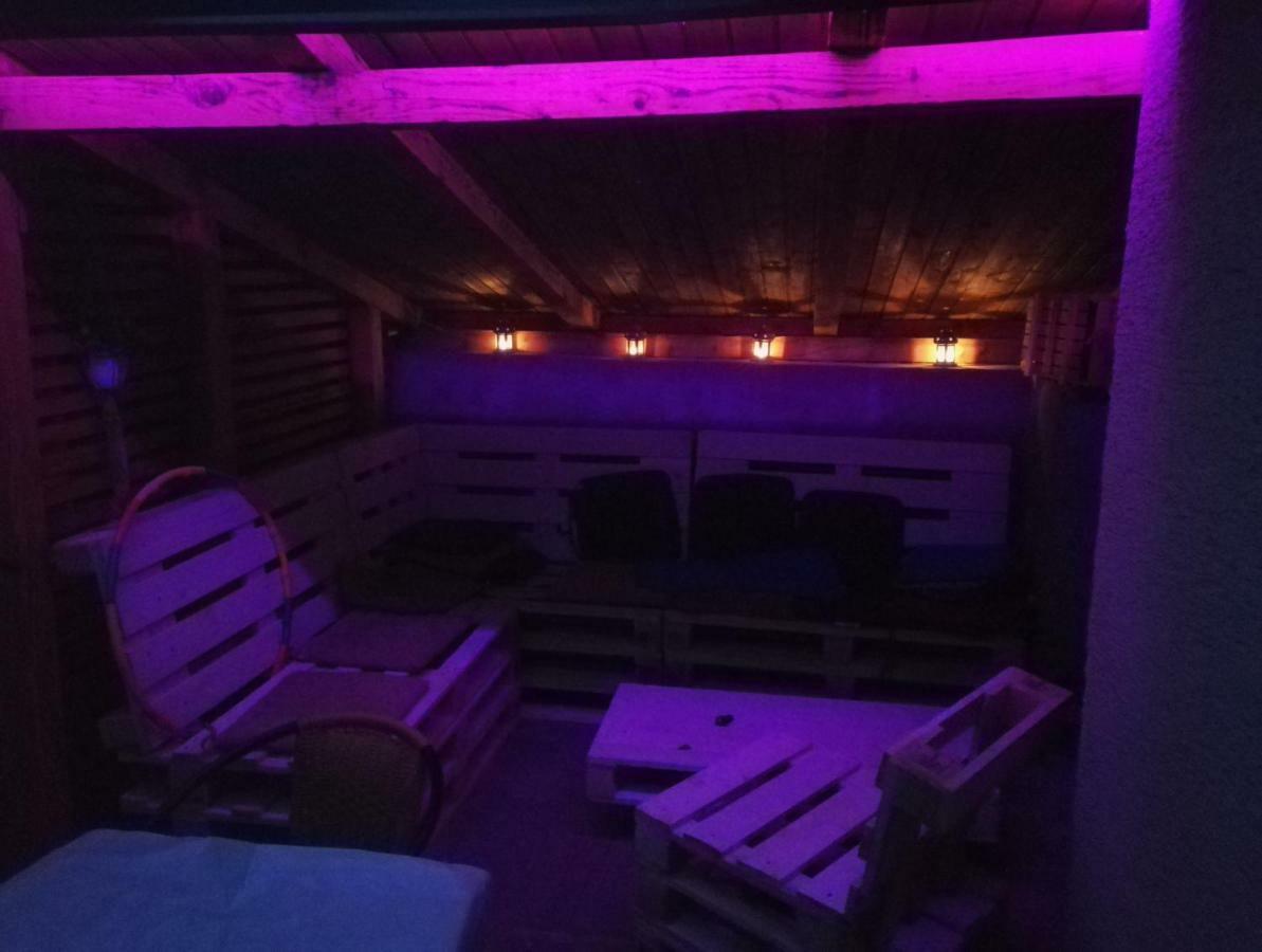 Apartmani Lovro Ogulin Eksteriør billede